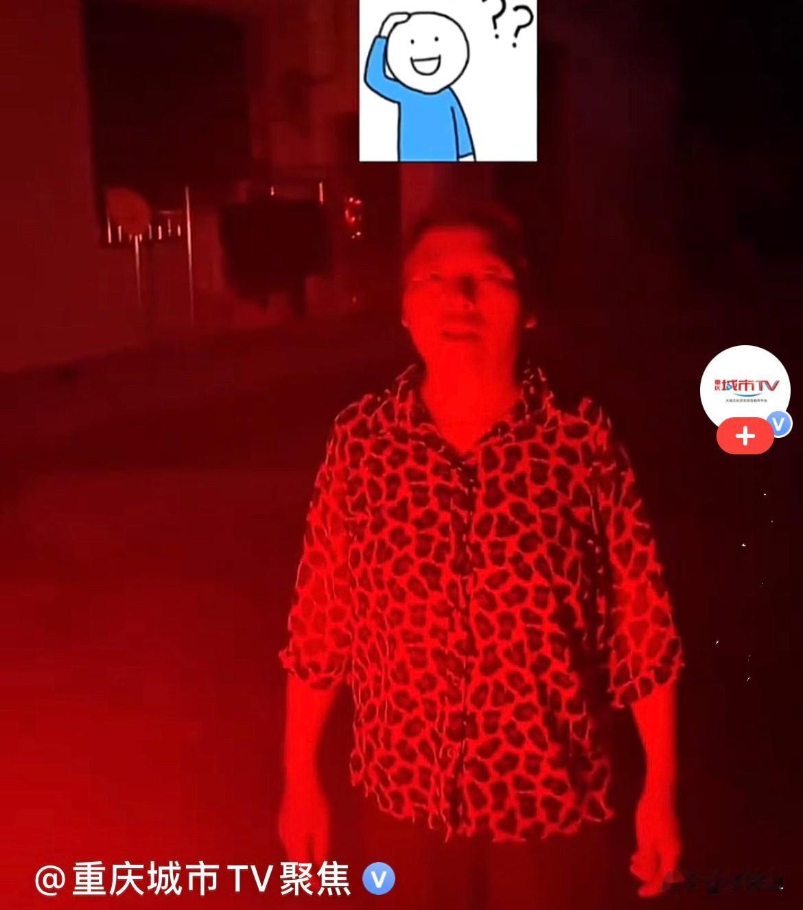 近日，湖南宁乡一对小情侣悄悄领了结婚，全程瞒着家里人，打算给婆婆一个超大惊喜，两
