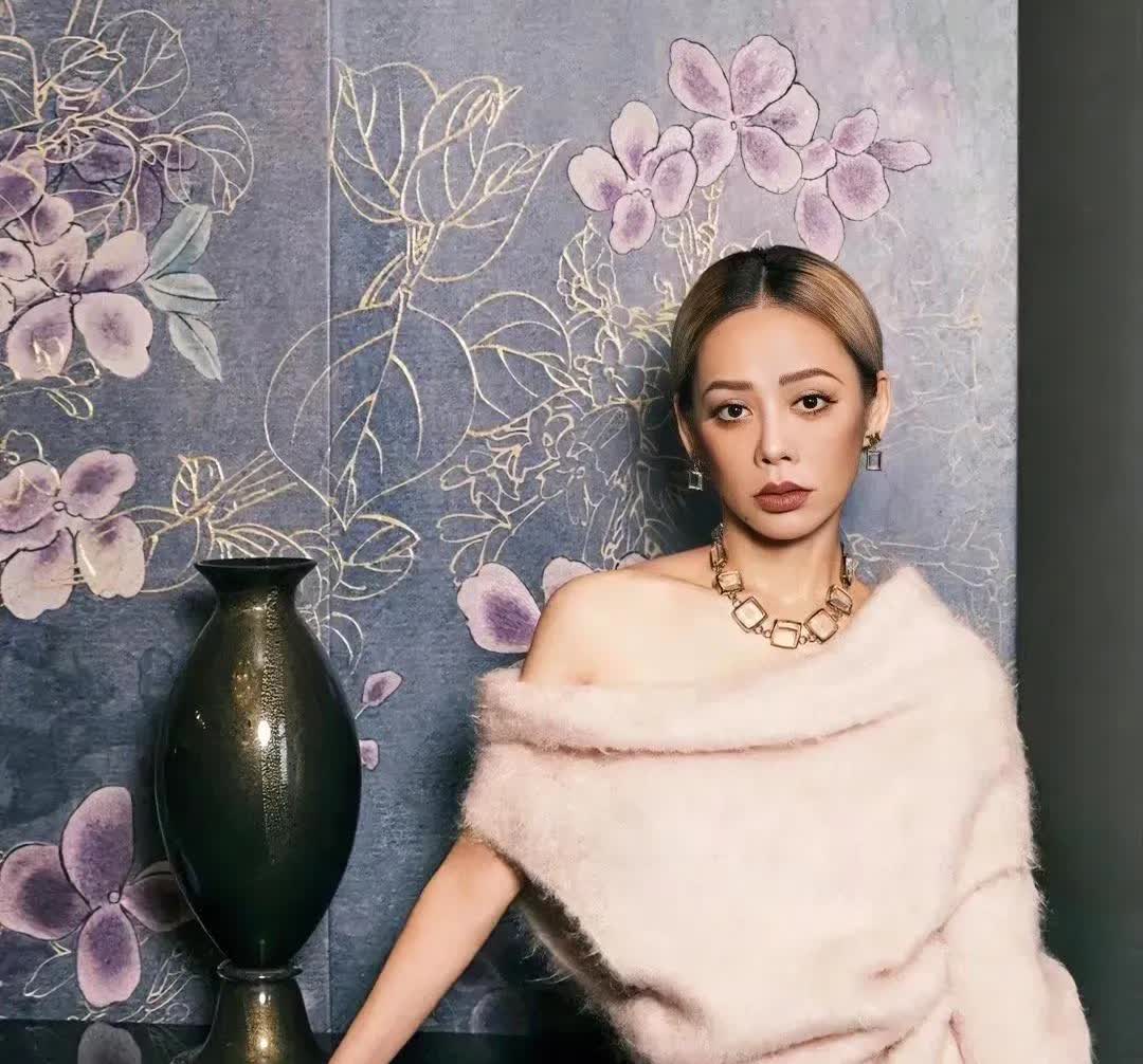 宁静和朱丹相比真的挺委婉的宁静：我情绪都稳定成这样了，还总有人说我脾气不
