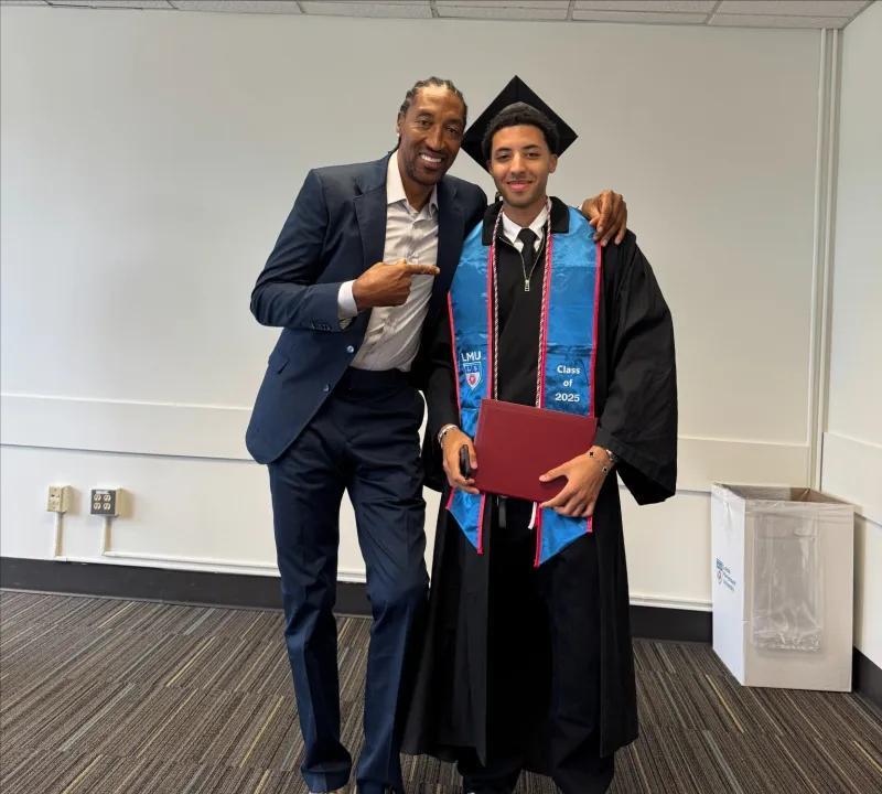 皮蓬儿子大学毕业，这静态天赋和他爹差太远！在NBA世界里，同一个家庭，通常是“