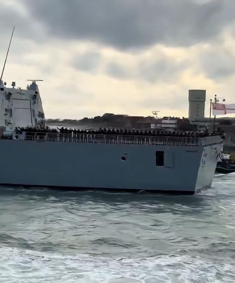 真主党突袭英军舰，打完才发现打错了，这下麻烦彻底闹大了。英国作为五常之一，本