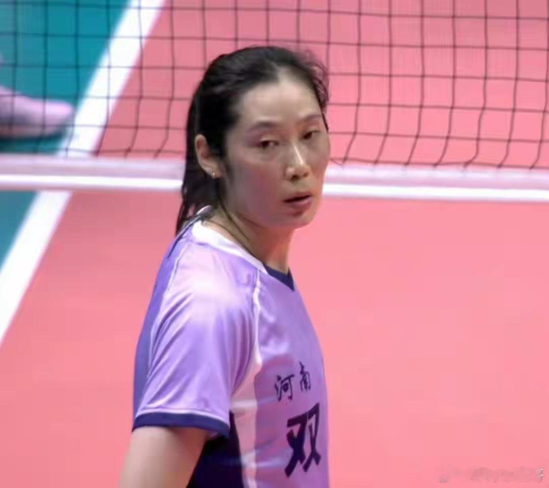 朱婷一拖五，72扣拿37分+主攻接应切换，助河南女排五局击败北京！