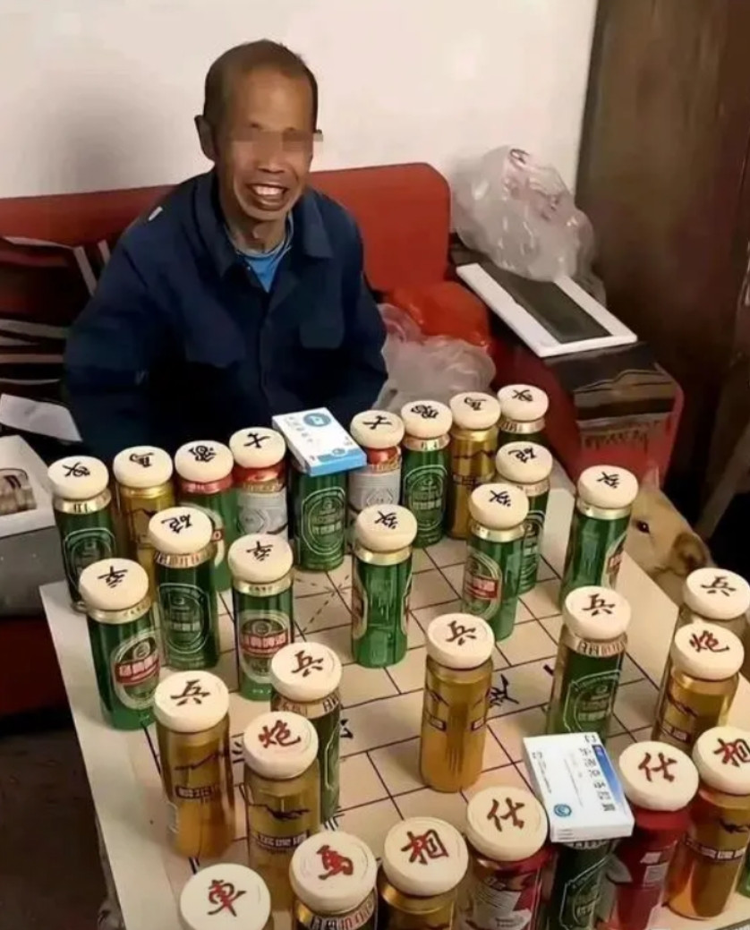 估计双方都不敢吃子，最多只吃头孢
