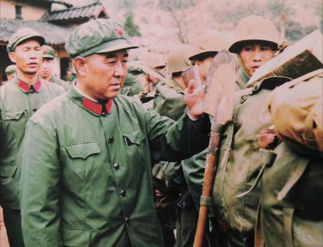 两山轮战中的十三个步师，唯一没有晋升将军的师长。老山轮战中的师长——刘玉尊，作