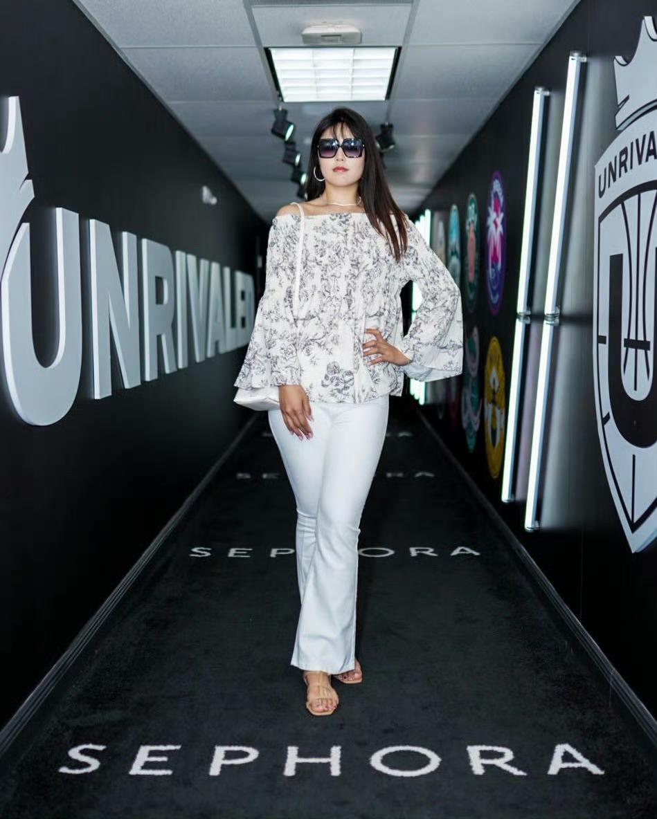 李月汝不敌女篮超级巨星斯图尔特从而让她参与的这次Unrivaled单挑赛成为一