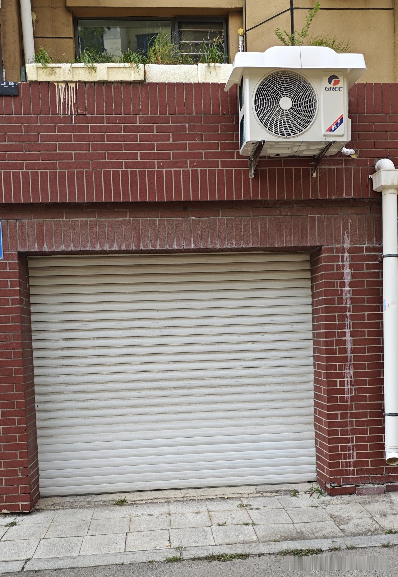 我家又摊上事了不愉快的事情又在我家发生了，我家车库的楼上，按空