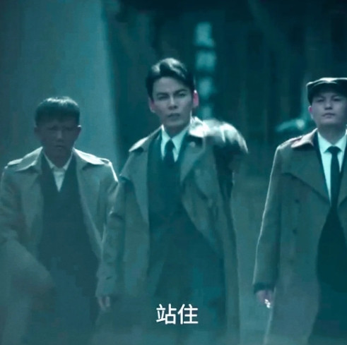 《潜渊》:崔默手下接连殒命，损失惨重…崔默一直怀疑谢念慈和梁朔，就派手下在谢