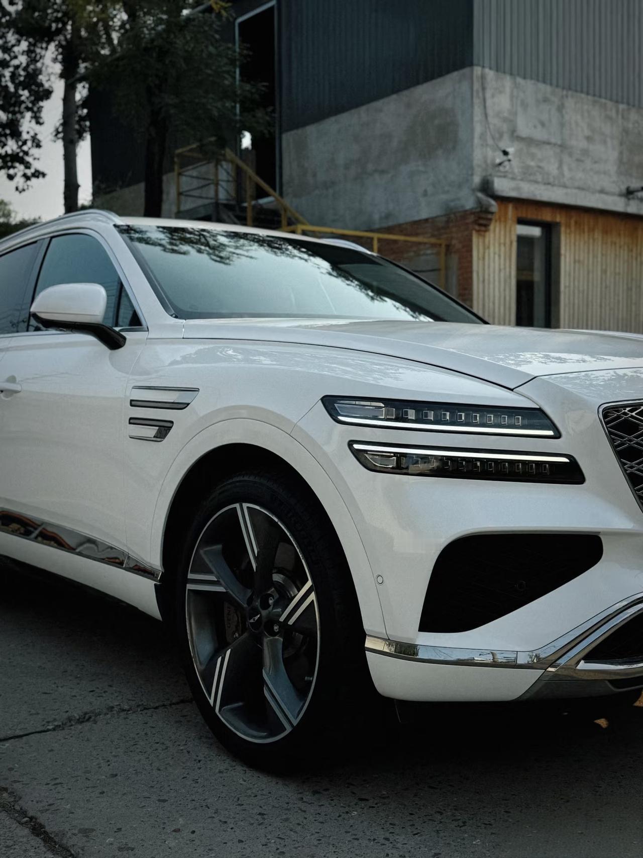 肠子都悔青了，当初为了追求个性小众，放弃奥迪Q7，愣是选了这台捷尼赛斯GV8