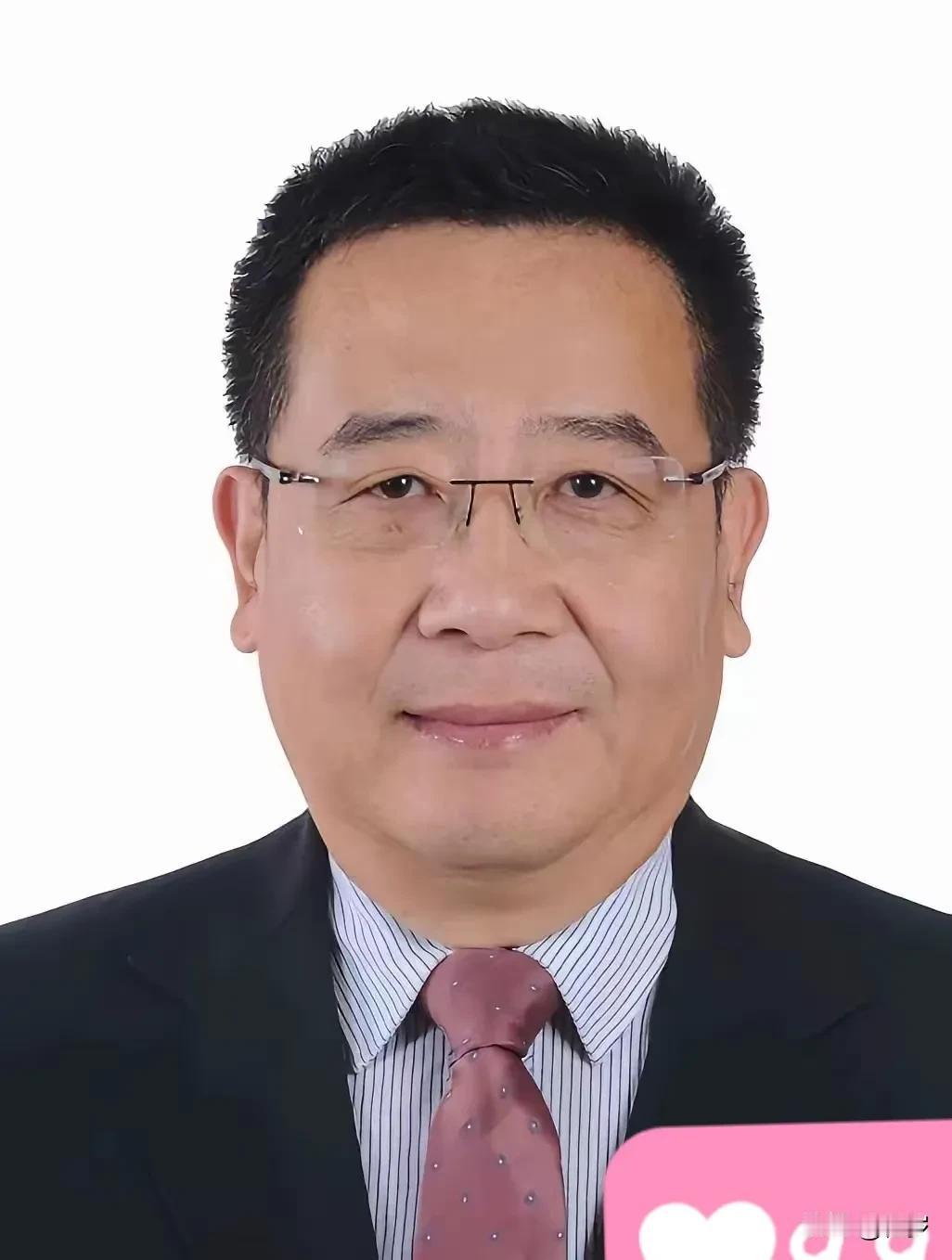 又是这个骨子里冥顽不化的老公知—刘亚东。刘亚东又跳出来了，这次急着反对牢A提出