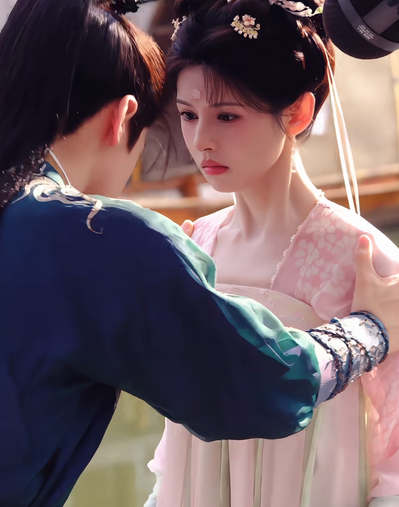 近期一些在拍古装女主的妆造和路透…