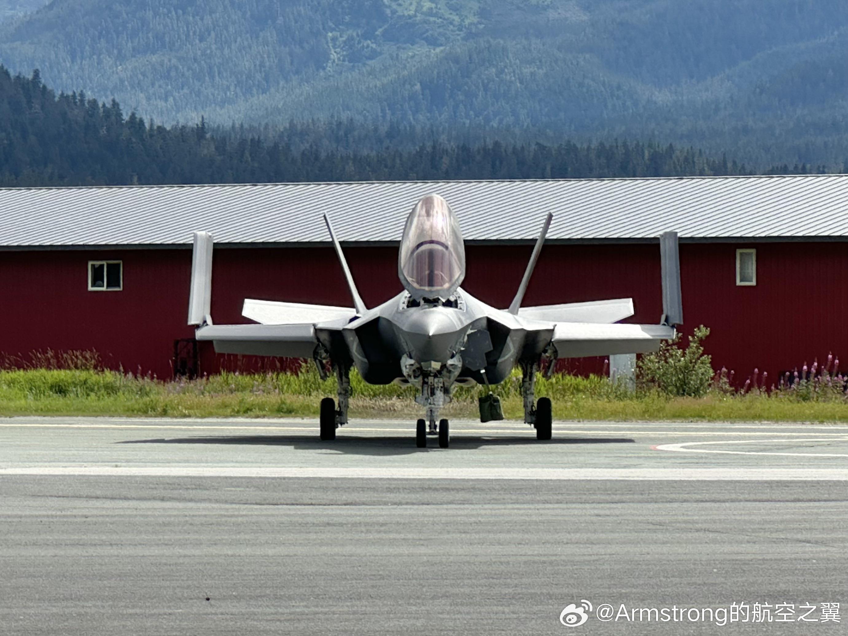 F-35C迎头​​​