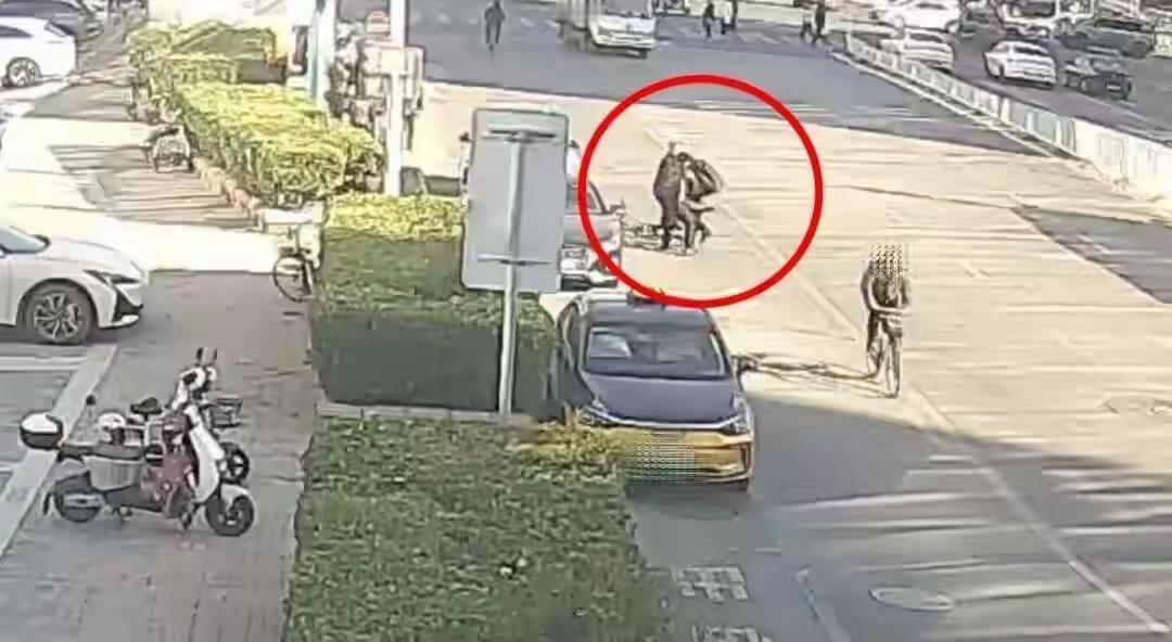 男子连偷十几辆自行车，居然是为了“过瘾”！北京警方披露细节在这个快节奏、压力