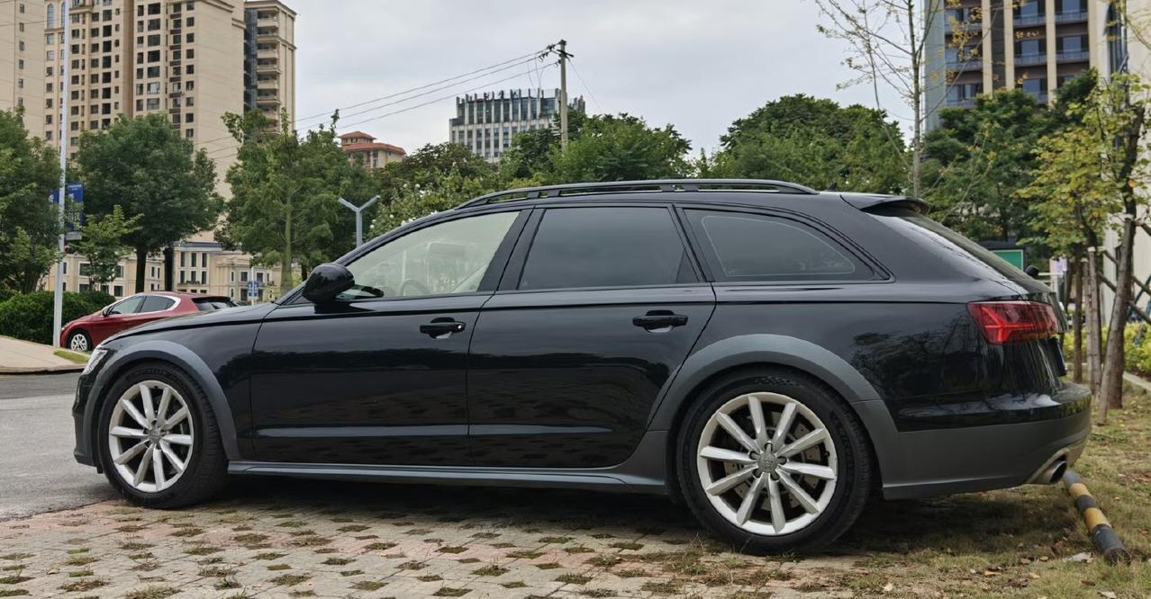 奥迪a6allroad！18款、17年上牌的车，到现在已经快10年了