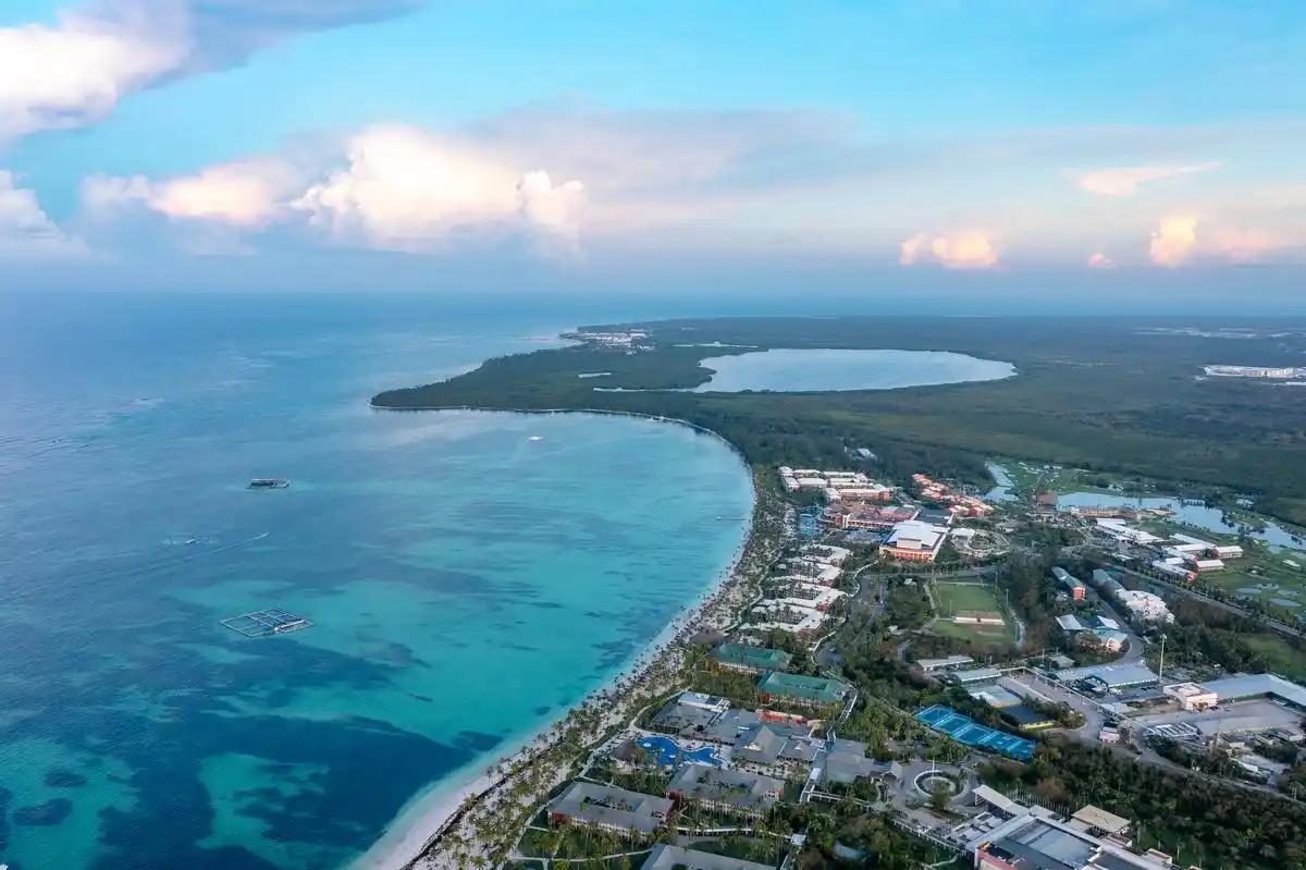 中国唯一禁止外国人进入的城市：坐拥4个机场，上学免费，住房仅1元，风景比马代更美