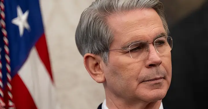 美国制裁成功？贝森特承认中国无法再购委内瑞拉石油