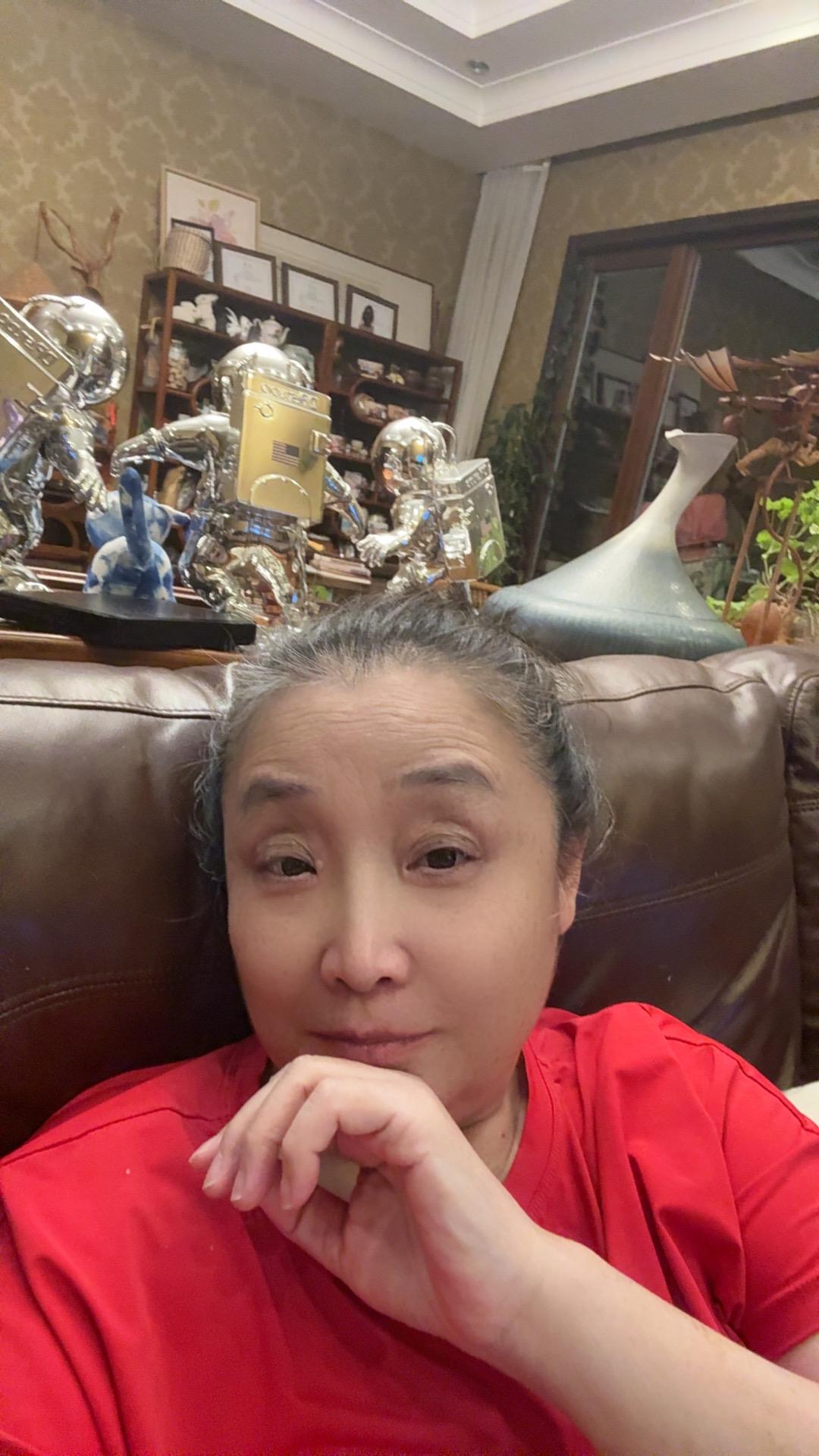 哈哈哈哈老有范儿啦一起保持年轻