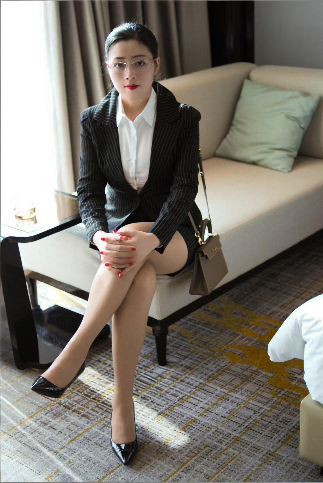 今日穿搭OL职业装风格御姐OL职业装