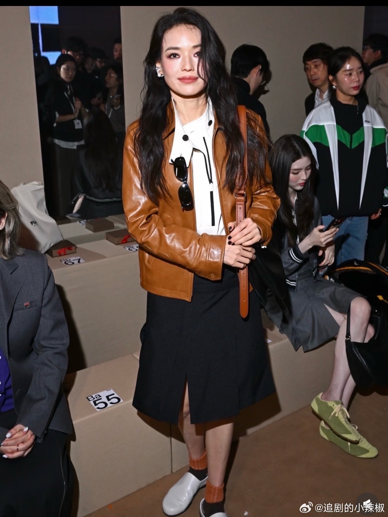 把我们舒淇衬的明媚大方