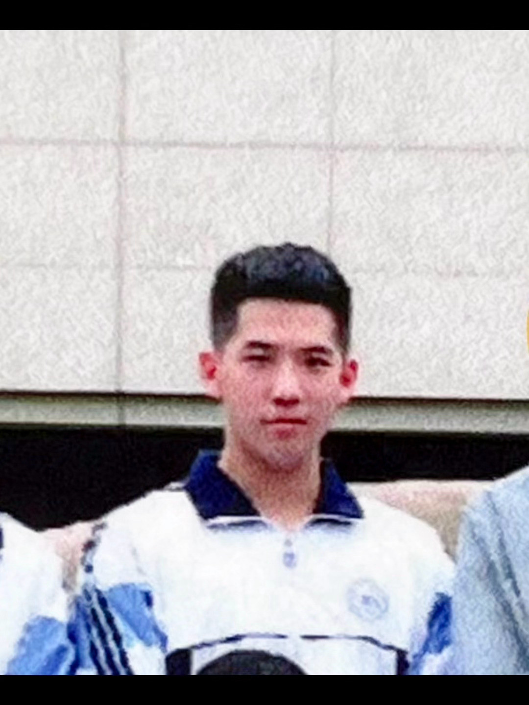 学生时期的王安宇好青涩好帅气！王安宇这款，从小帅到大。[点赞]王安宇高中毕业照