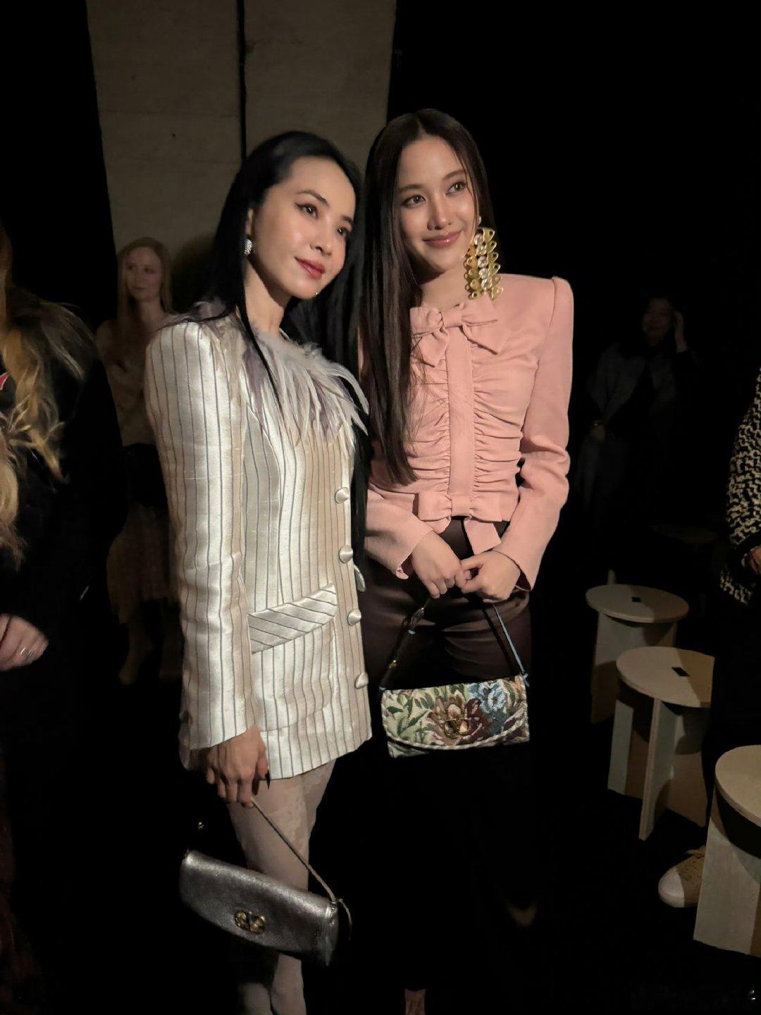 蔡依林Tyla同框蔡依林freen合影蔡依林Tyla同框，蔡依林freen合影