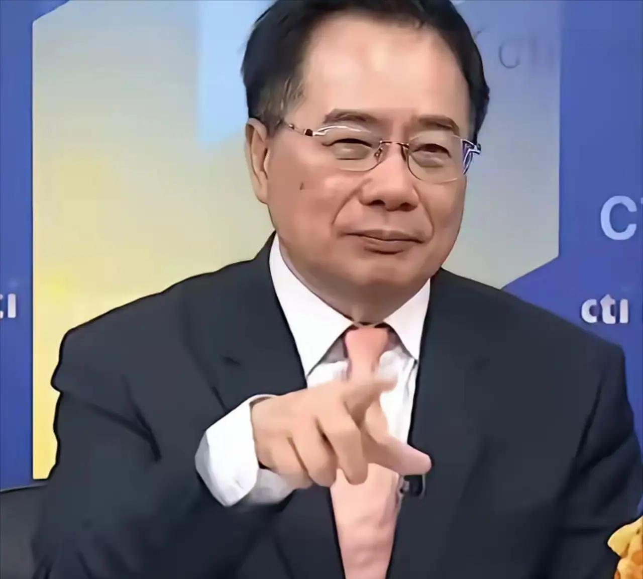 夏虫不可语冰，蔡正元，你去拜侯汉廷为师好好修炼自己吧蔡大炮又无脑开炮了，仍然是