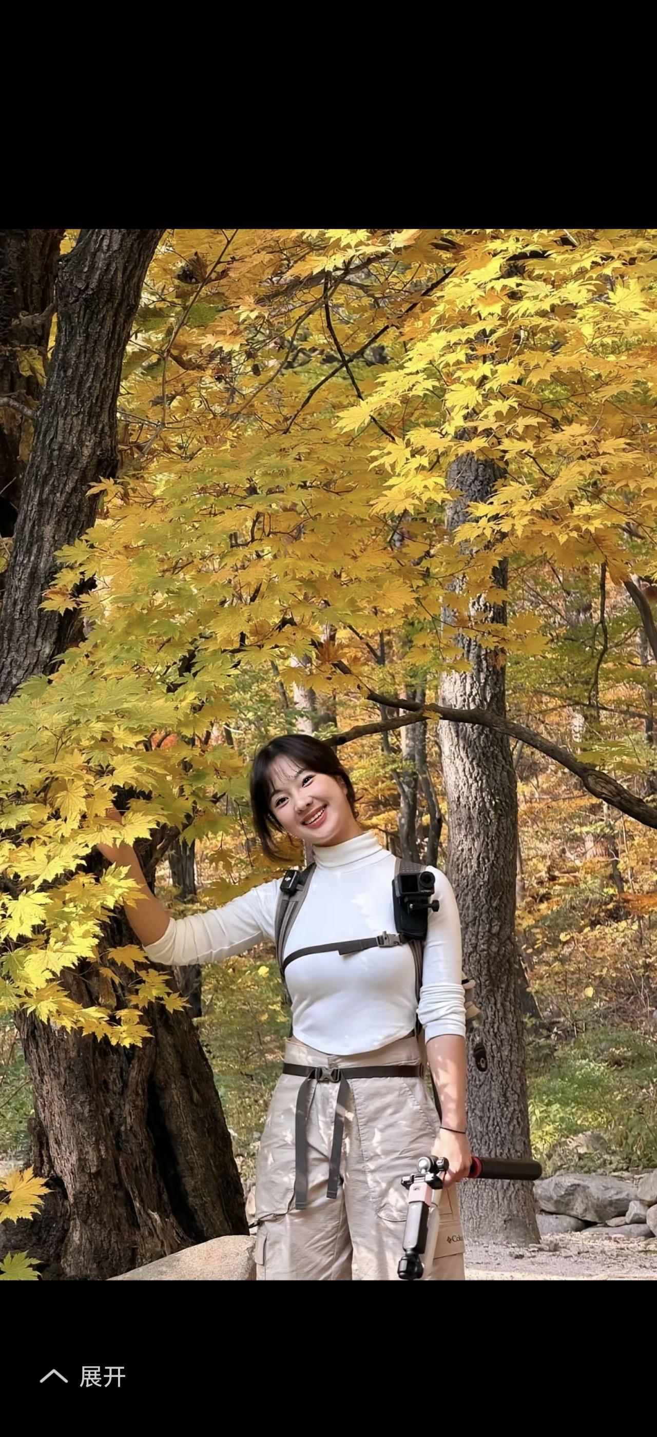 游山玩水真的是人生一大乐事。10月3日，榆林红碱淖风景区、太白县黄柏塬风景区都挤