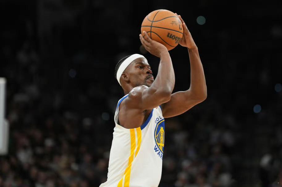 勇士主帅科尔今天在采访中称，巴特勒缺阵球队的罚球次数会大幅减少。对此，名记Kev