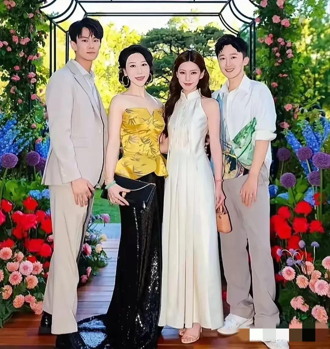 马筱梅这个气场确实有点不够！婚礼上合影真的很容易被秒！哪怕穿的再美再华丽，也被很