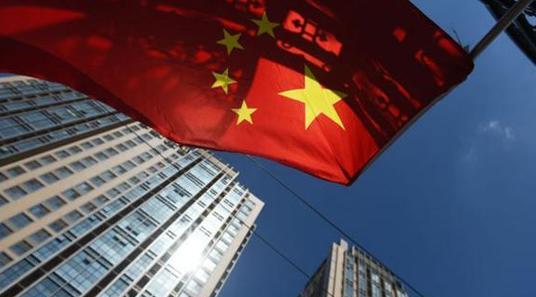 为什么觉得美国在走下坡路？那是因为你是中国人，从中国的角度看美国，才会有这种错觉