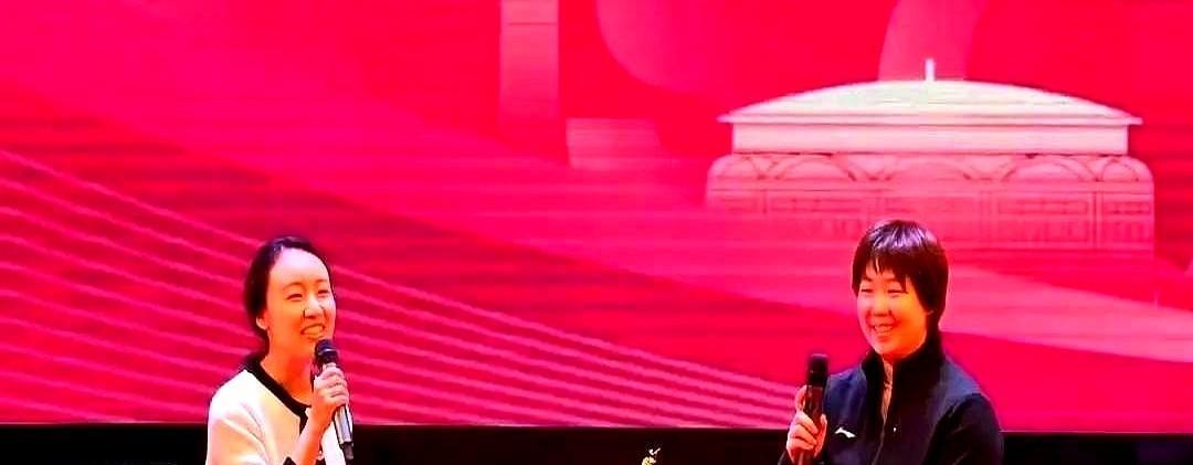 当王曼昱说出陪练名字时，国乒的遮羞布被撕开了。2021年东京奥运备战期，陈梦陪