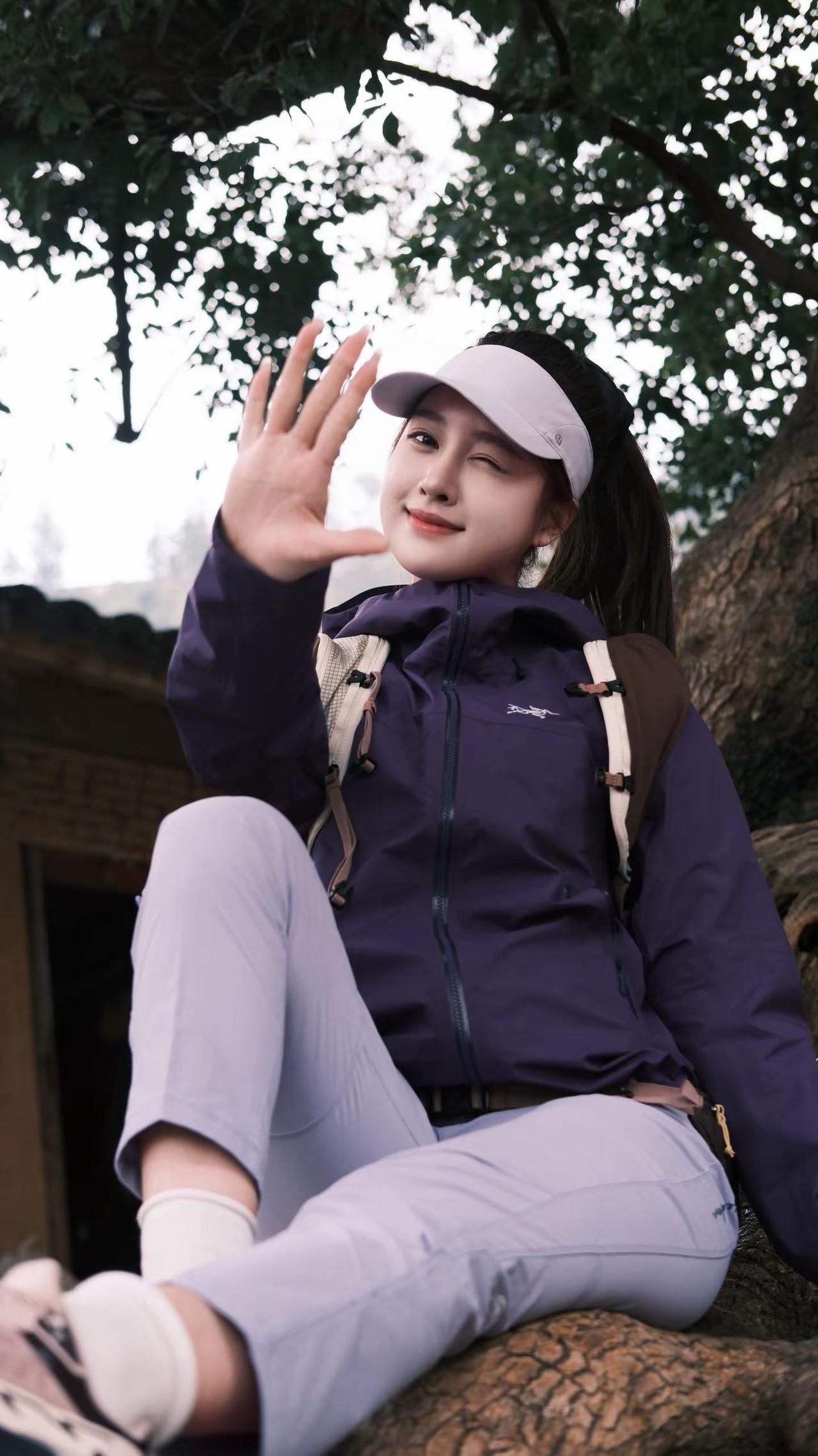 山山而川征途漫漫，做热烈明媚的自己徒步登山好去处