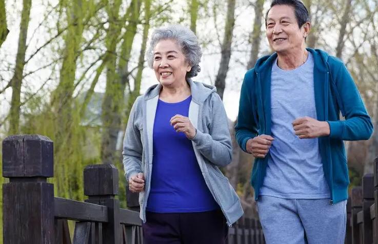 为何说年龄超过60岁的人：即便身体健康，也没有多少来日方长？ 60岁的人里，