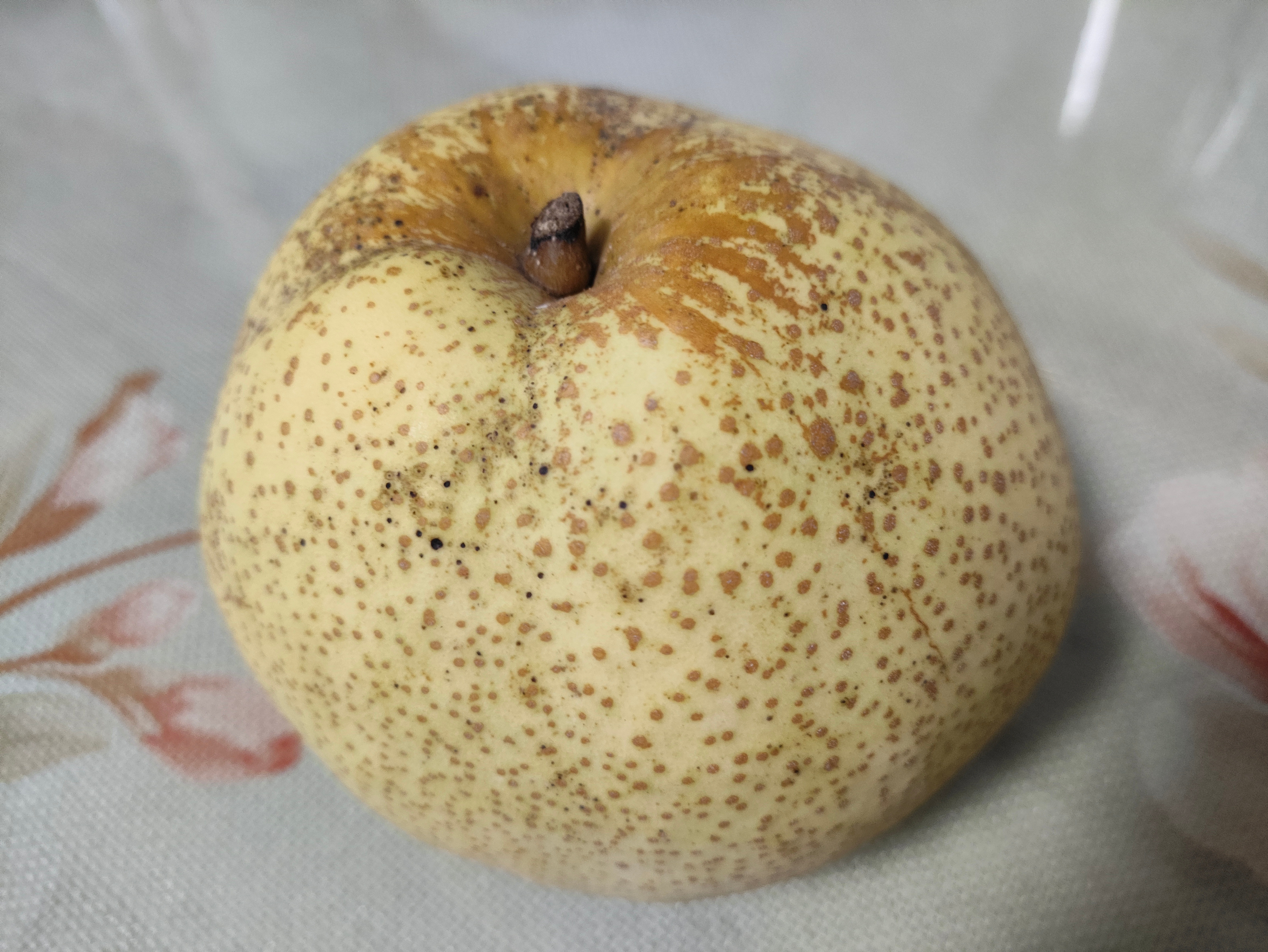8种食物最好带皮吃热点科普以下8种食物“带皮吃”营养显著优于去皮。只要流水搓洗