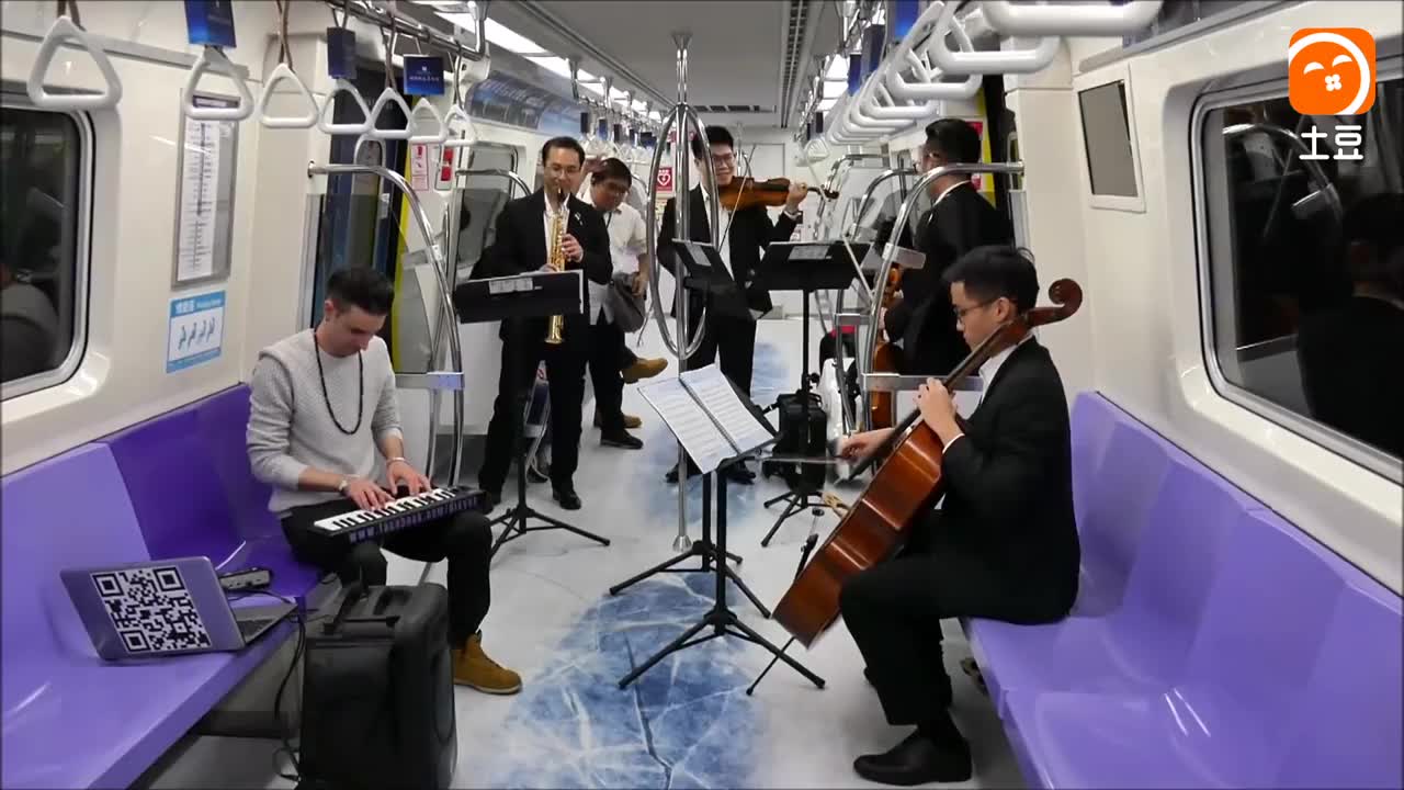 帕卡贝尔的卡农变奏曲(清晰)_土豆视频