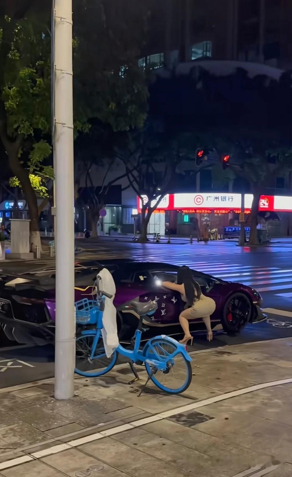 车里车外的不同视角