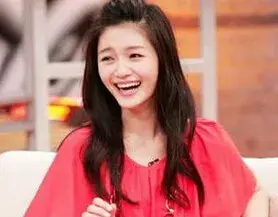 同一天,S妈又来了,8个字还错1个,汪小菲晒女儿夸媳妇