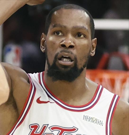 2026年NBA得分榜：1、东契奇——1338分2、杜兰特——1169分3