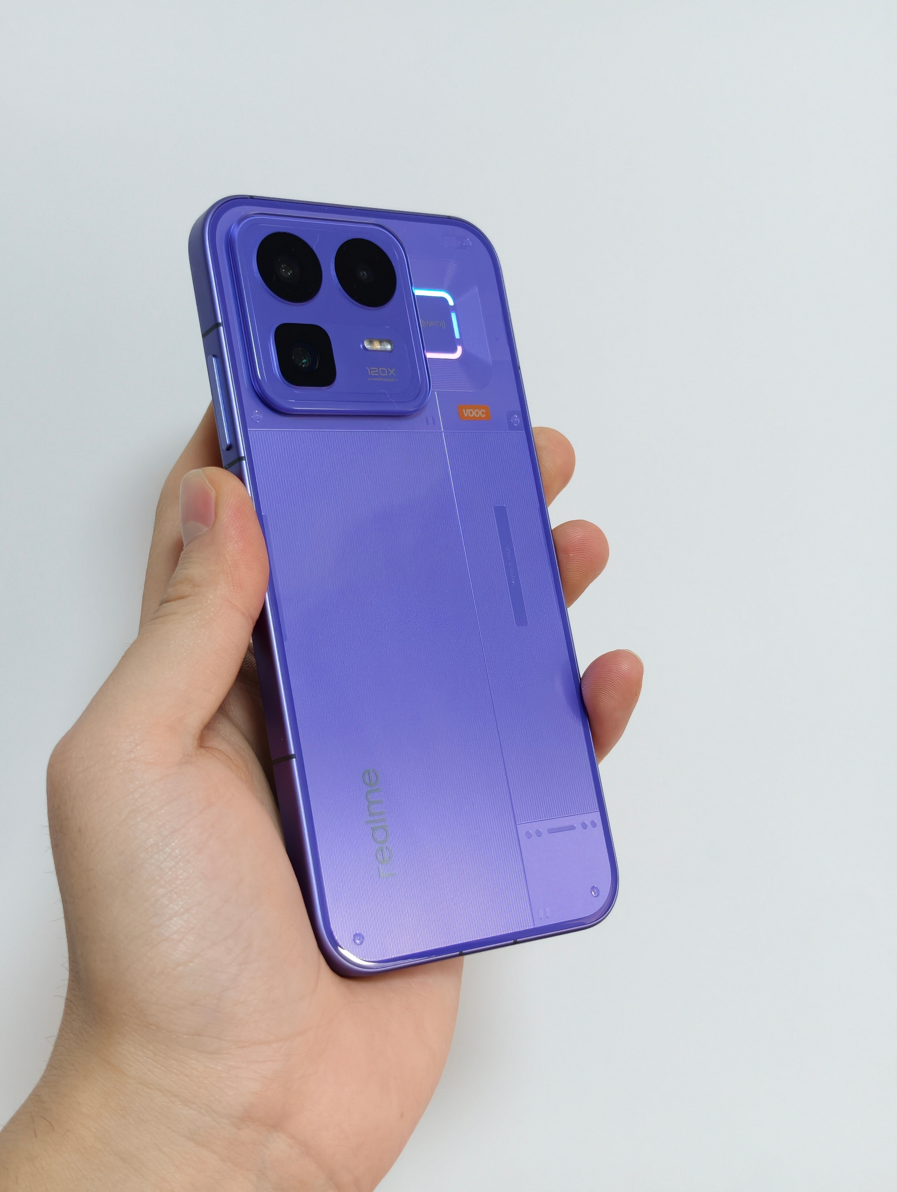 这代的真我Neo8，在我这里的评价可以给到夯！本身产品力就不赖，回归OPPO之后