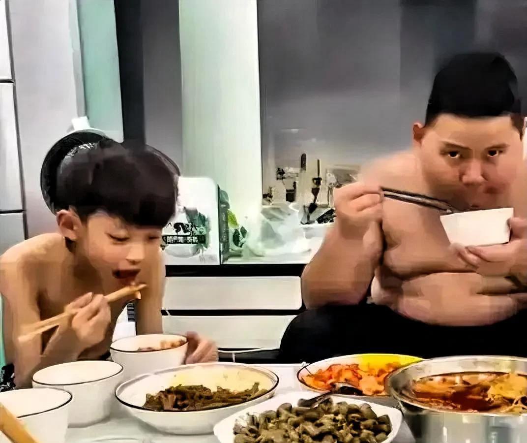 孙子和外孙差别怎么这么大呢我有两个孙子和一个外孙子。外孙子是年前腊月出生的，大