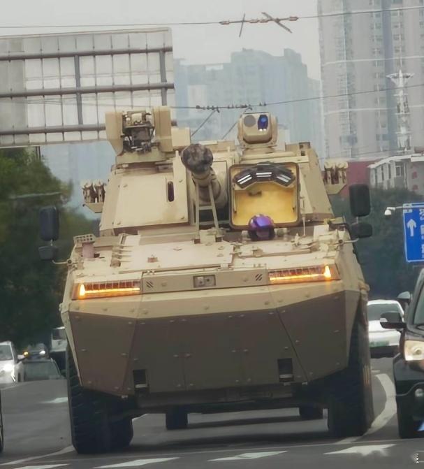 老中最新外贸版大八轮曝光[墨镜]老中的中高端外贸武器正在世界上全面铺开[鼓掌]