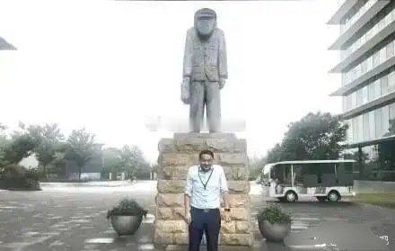 马云的阿里巴巴集团门口的雕像，这是有什么含义吗​