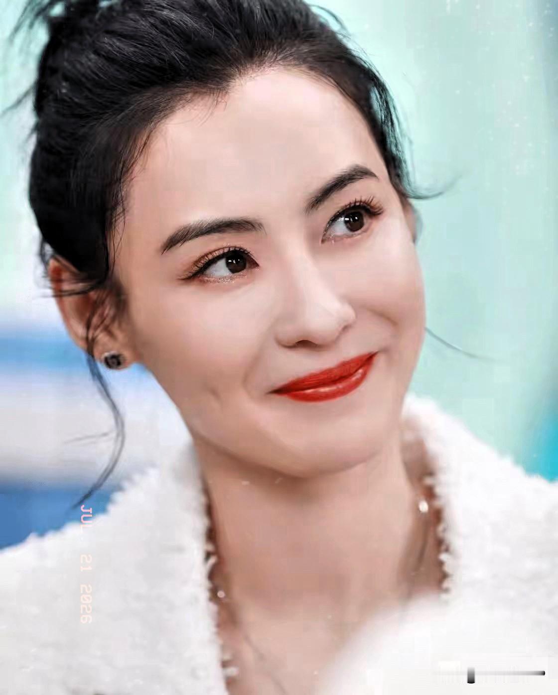 谢贤的话应验了，他曾经说过，张柏芝是一位好妈妈。在谢贤永远离开后的几小时内，张柏