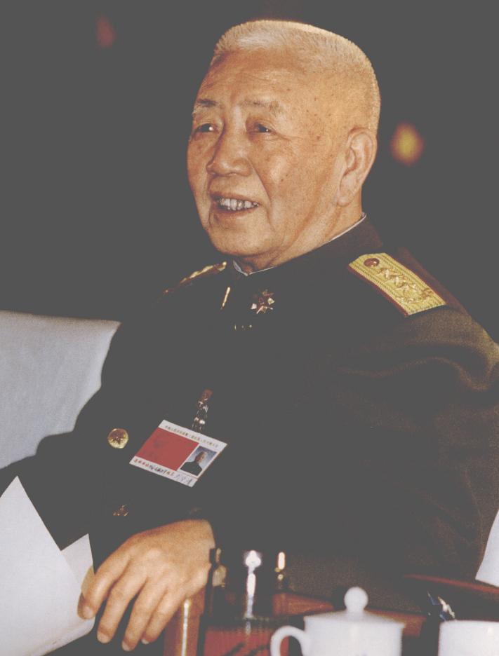 2011年，有两位官至正国级的开国少将逝世。一位是刘华清，湖北大悟人，在201
