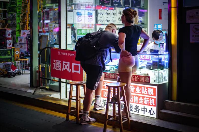 下周五显卡会降价？行业人士给出惊人结论装电脑的人注意了，圈内人不敢明说的显卡涨