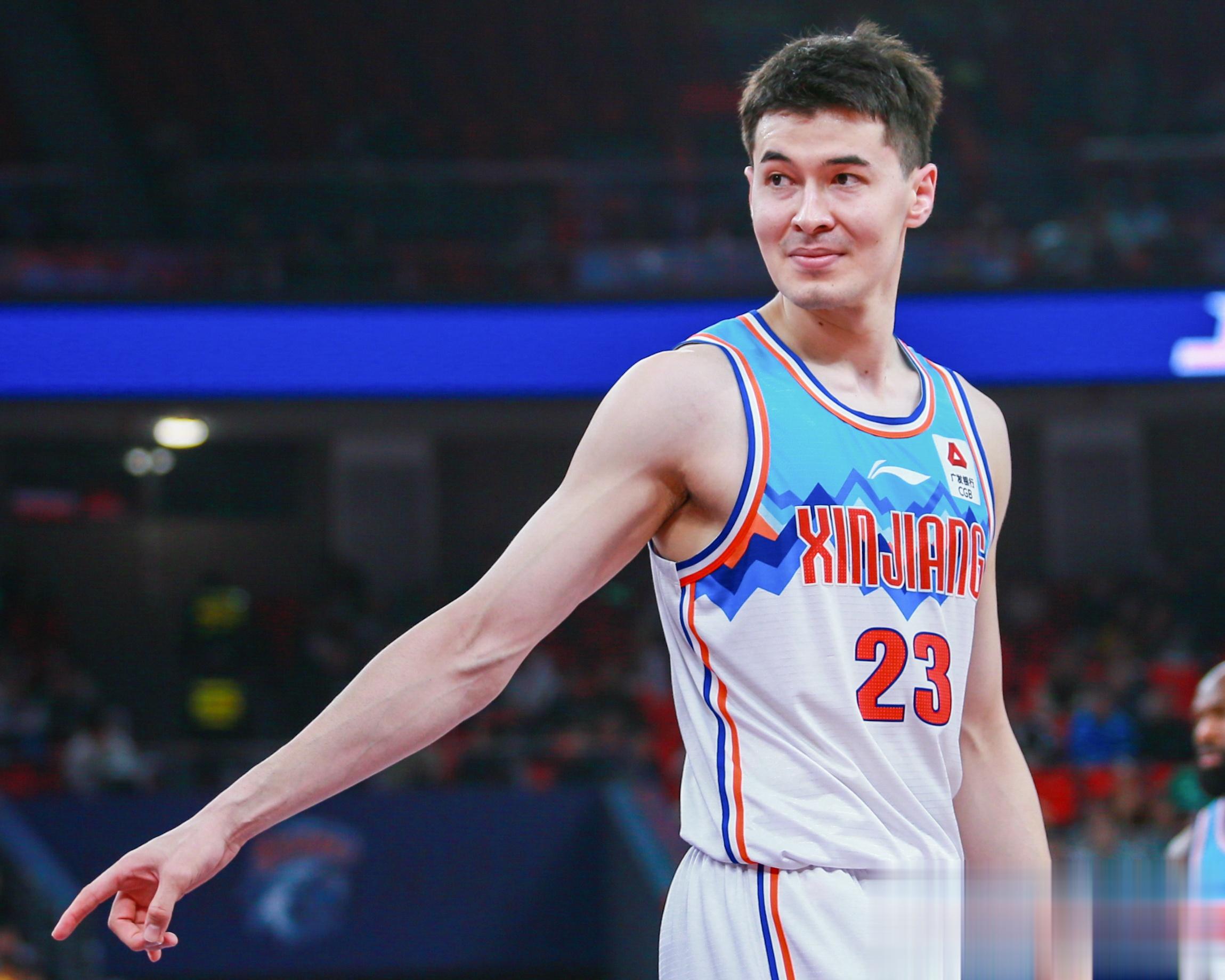 再次打出高效表现! 阿不都沙拉木6中5得16分5板2助 罚球7中5