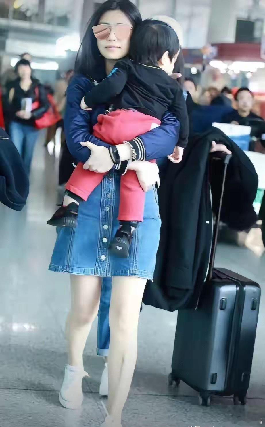 陈晓是不是娱乐圈为数不多的，离婚后放弃孩子抚养的男演员？刘恺威杨幂离婚后，孩子跟