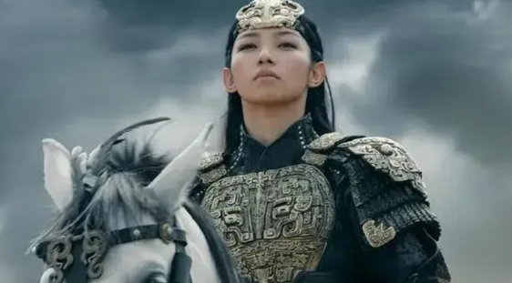 那尔那茜这事所有人都后知后觉了！她背后有资本推手，早就有端倪了你们没觉得奇怪吗