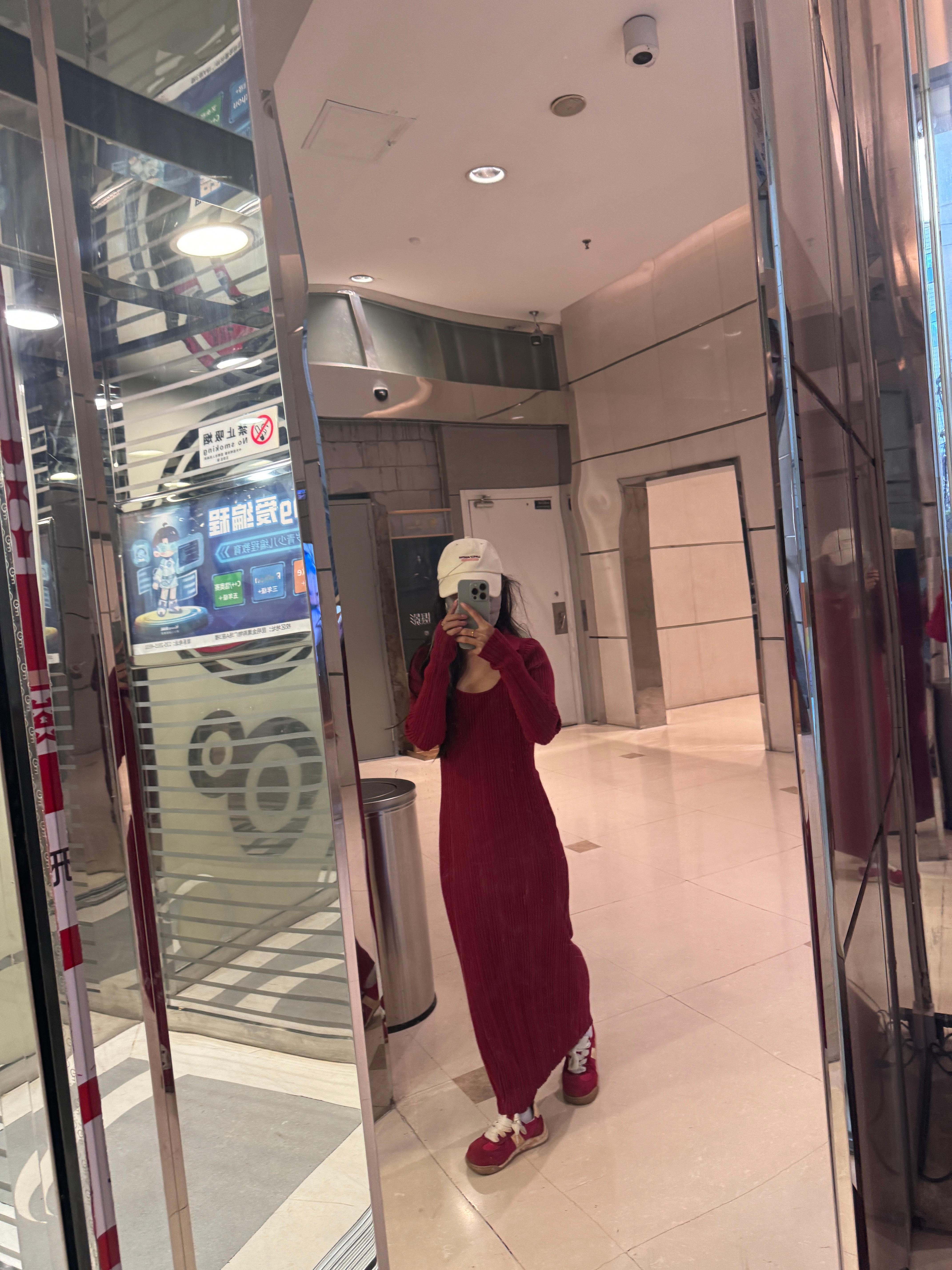 小个子也是穿上御姐裙了