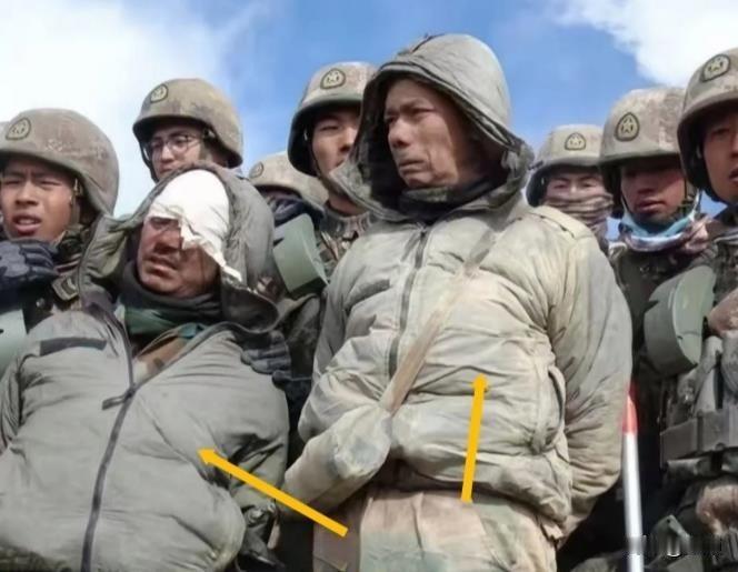 被俘印军穿的二手美军P棉防寒服，号称湿透仍保七成温度。​​​2020年，为应对