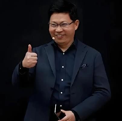 余承东不讲武德，估计BBA最恨的就是余承东了！余承东的高端做成了，每关闭一家奔驰