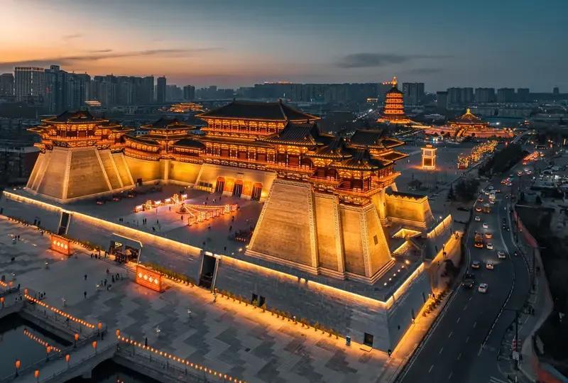 现今不少陕西人抹黑洛阳，我就想问问“五千年历史看河南，一千年历史看陕西”这话是怎